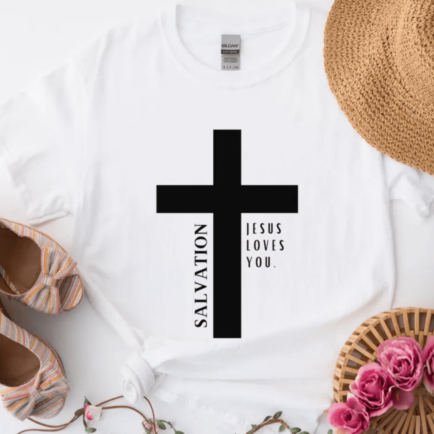Jesus Loves You - Unisex T-Shirt