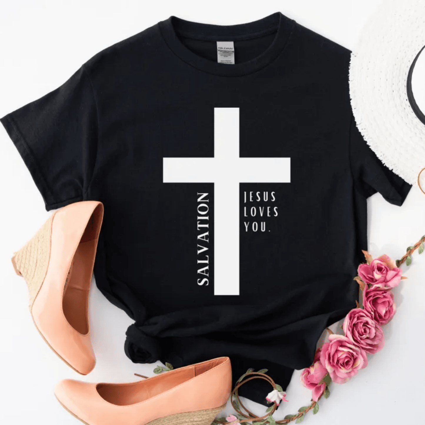 Jesus Loves You - Unisex T-Shirt